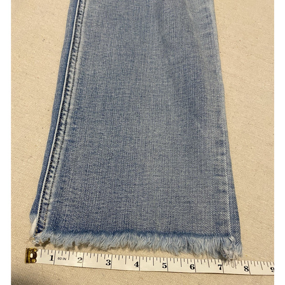 Sneek Peek Jeans Womens Size 26 Light Wash Denim Destoyed Destressed Jeans - Picture 13 of 13